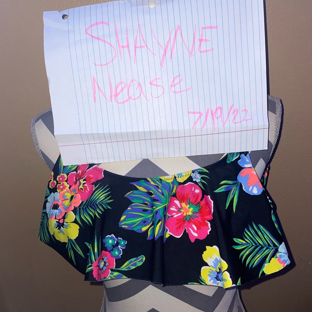 Floral bikini top